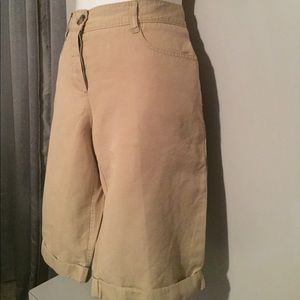 Theory Tan Bermuda Long Shorts ladies Size 6